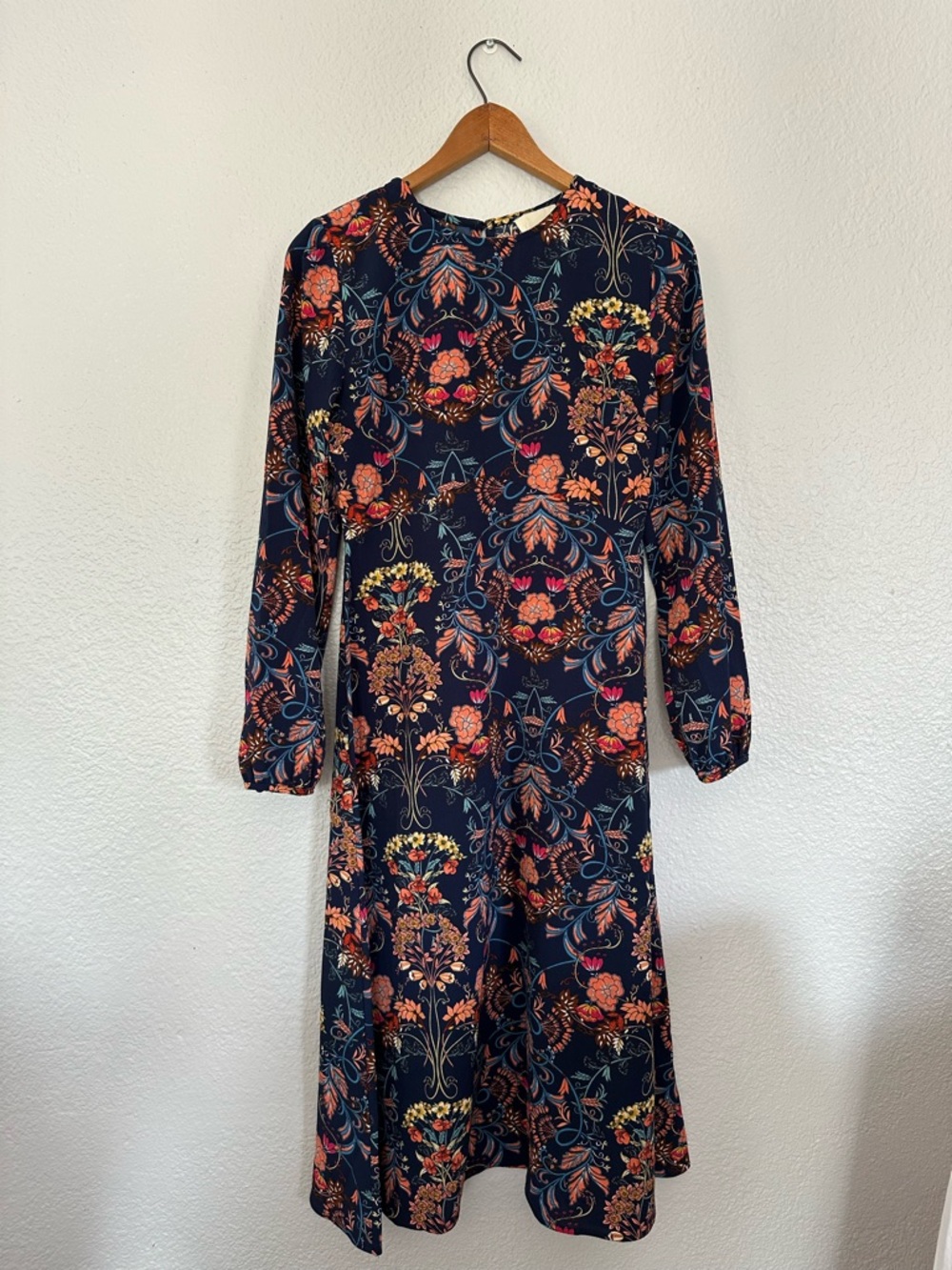 I. Madeline - Navy Floral Long-Sleeve Midi Dress